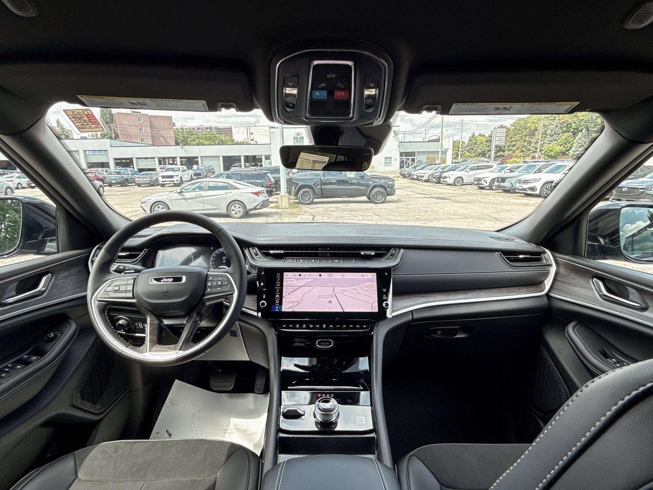 2026 Jeep Grand Cherokee ALTITUDE 4X4 Photo