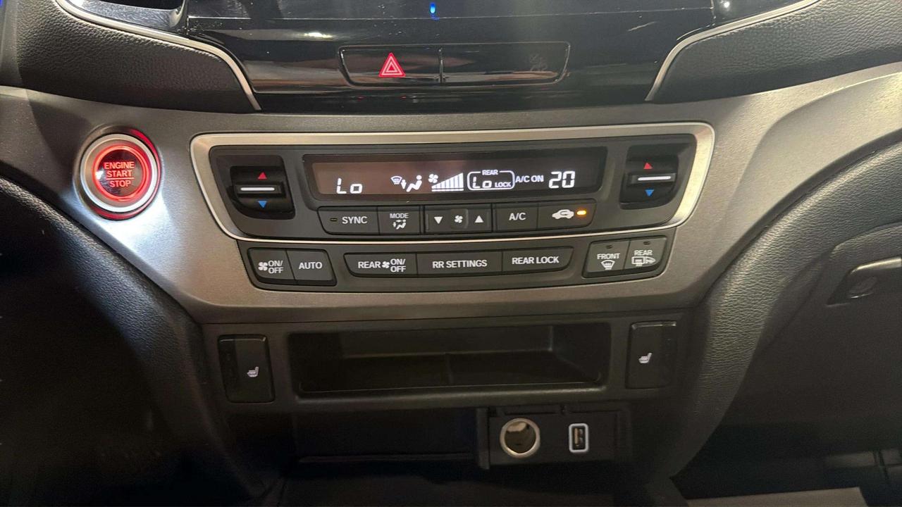 2021 Honda Pilot EX-L NAVI | CLEAN CARFAX | LEATHER |ROOF| STARTER Photo