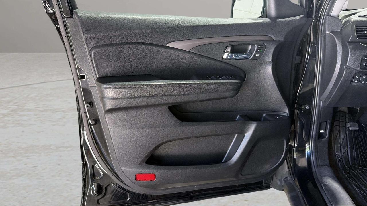 2021 Honda Pilot EX-L NAVI | CLEAN CARFAX | LEATHER |ROOF| STARTER Photo