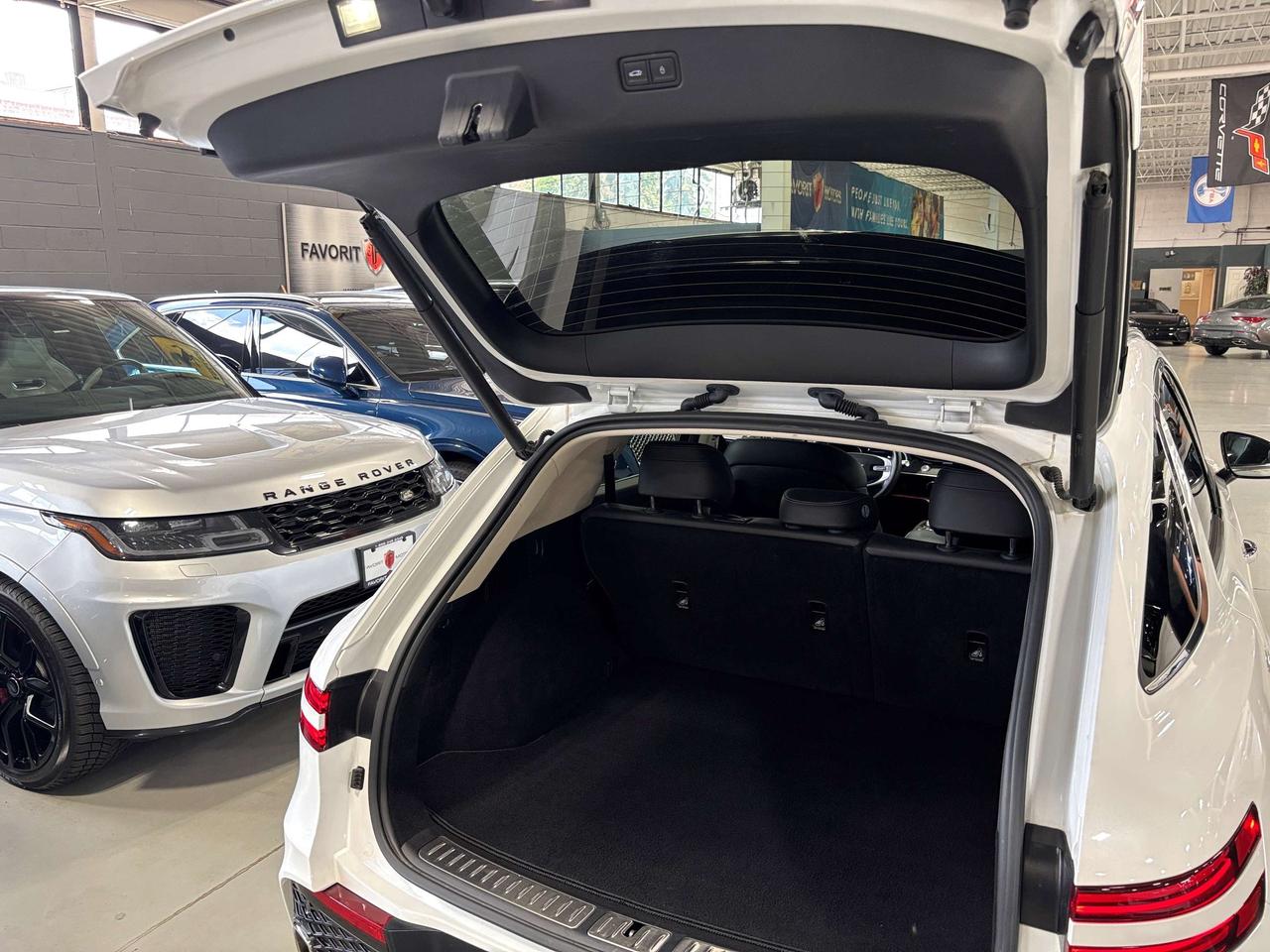2025 Genesis GV70 2.5T Advanced|AWD|NAV|AMBIENT|LEATHER|PANO|TERRAIN Photo