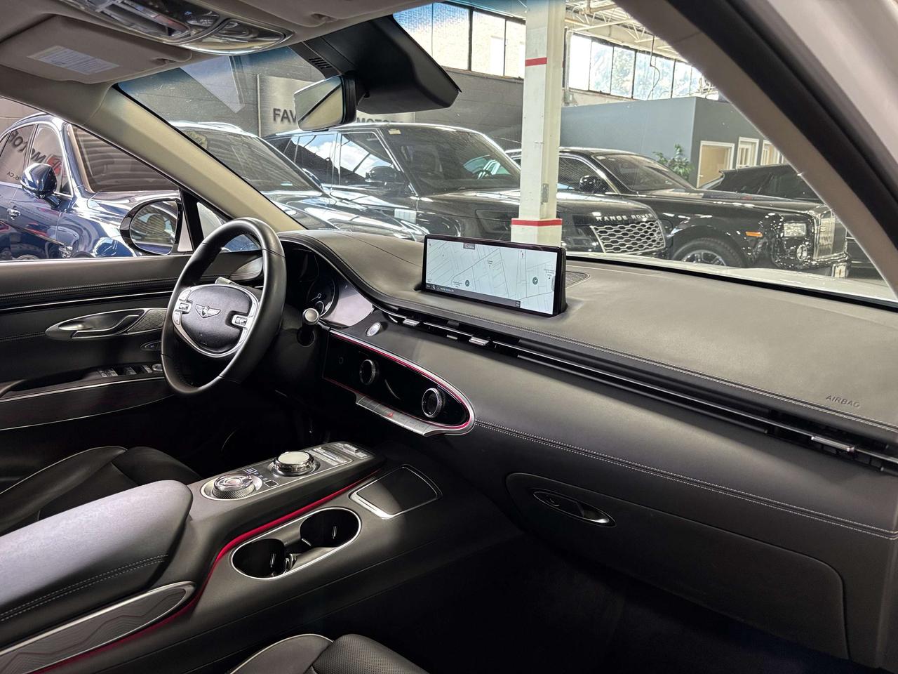 2025 Genesis GV70 2.5T Advanced|AWD|NAV|AMBIENT|LEATHER|PANO|TERRAIN Photo