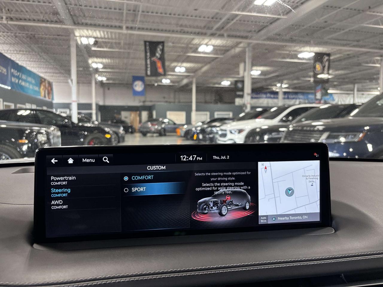 2025 Genesis GV70 2.5T Advanced|AWD|NAV|AMBIENT|LEATHER|PANO|TERRAIN Photo