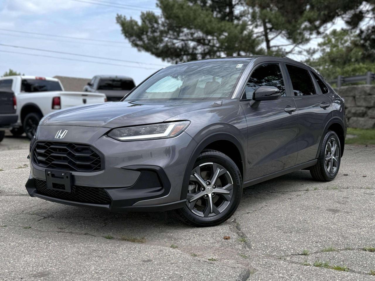 SUNROOF, BACKUP CAMERA, BLUETOOTH, HEATED SEATS, BLIND SPOT, REMOTE START AND MORE !!!