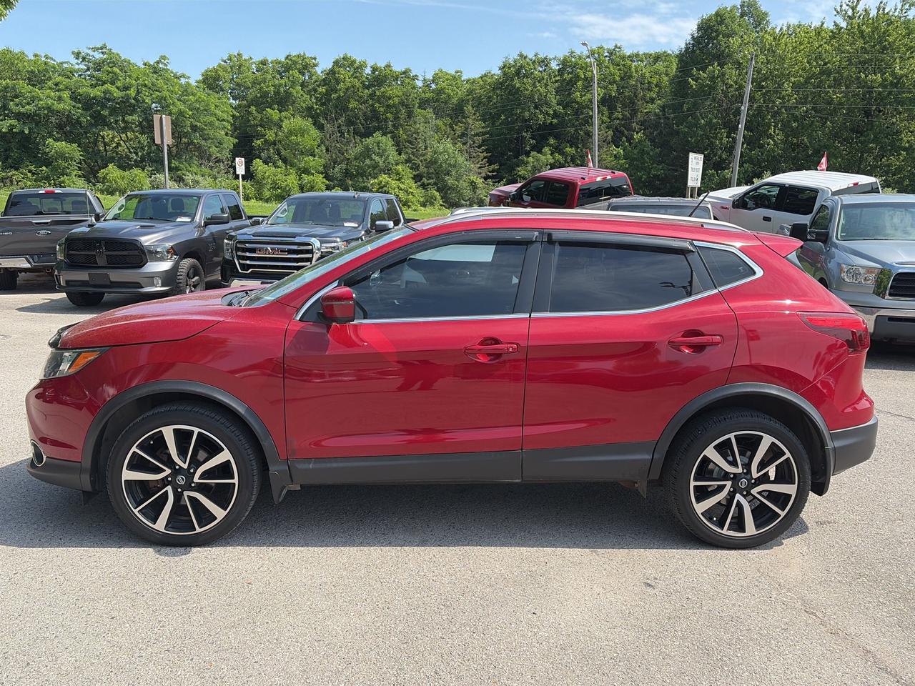 2018 Nissan Qashqai AWD SL, CLEAN CARFAX, LEATHER, REMOTE START! Photo
