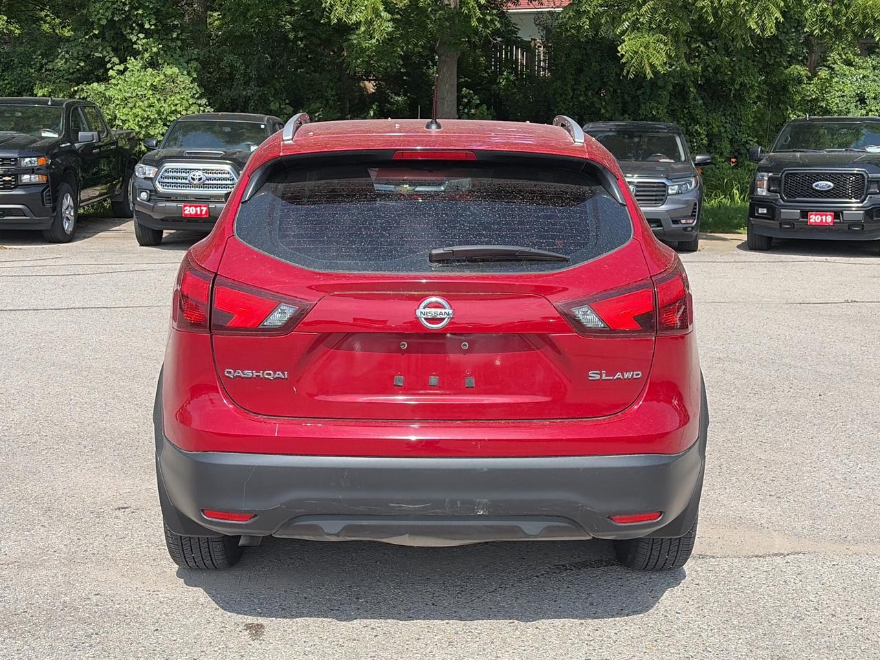 2018 Nissan Qashqai AWD SL, CLEAN CARFAX, LEATHER, REMOTE START! Photo