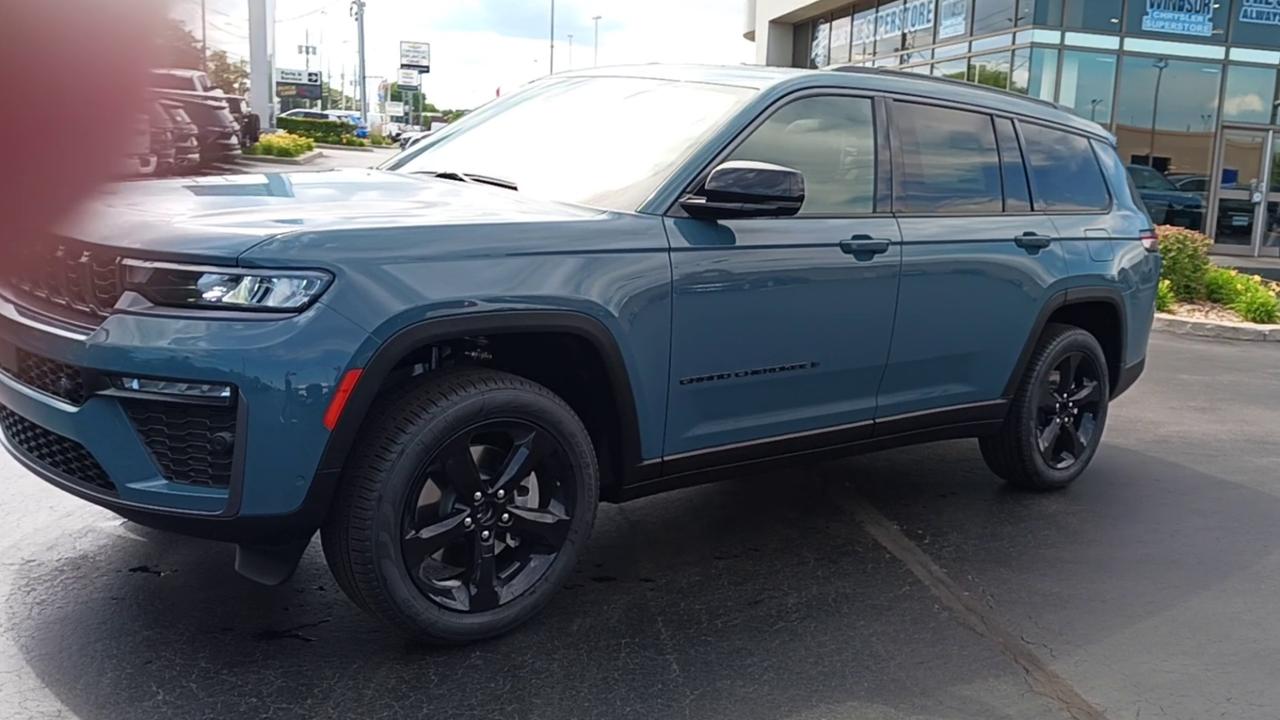 2026 Jeep Grand Cherokee L Limited 4x4 Photo
