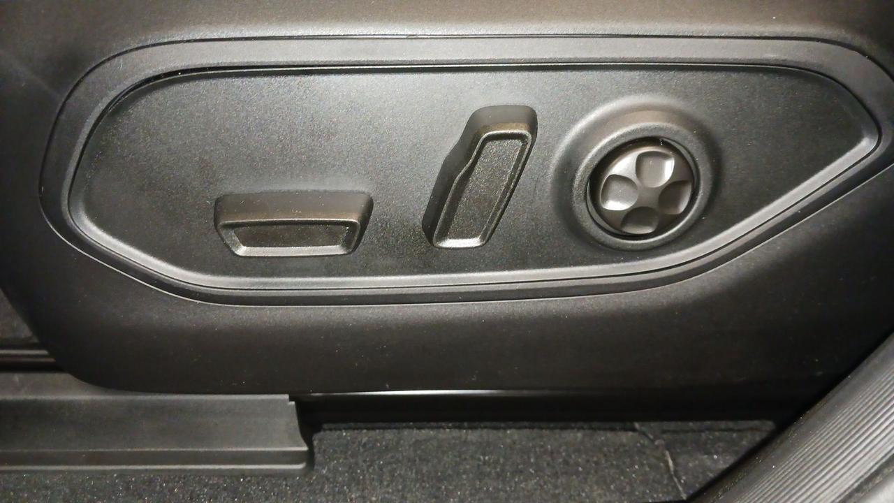 2026 Jeep Grand Cherokee L Limited 4x4 Photo