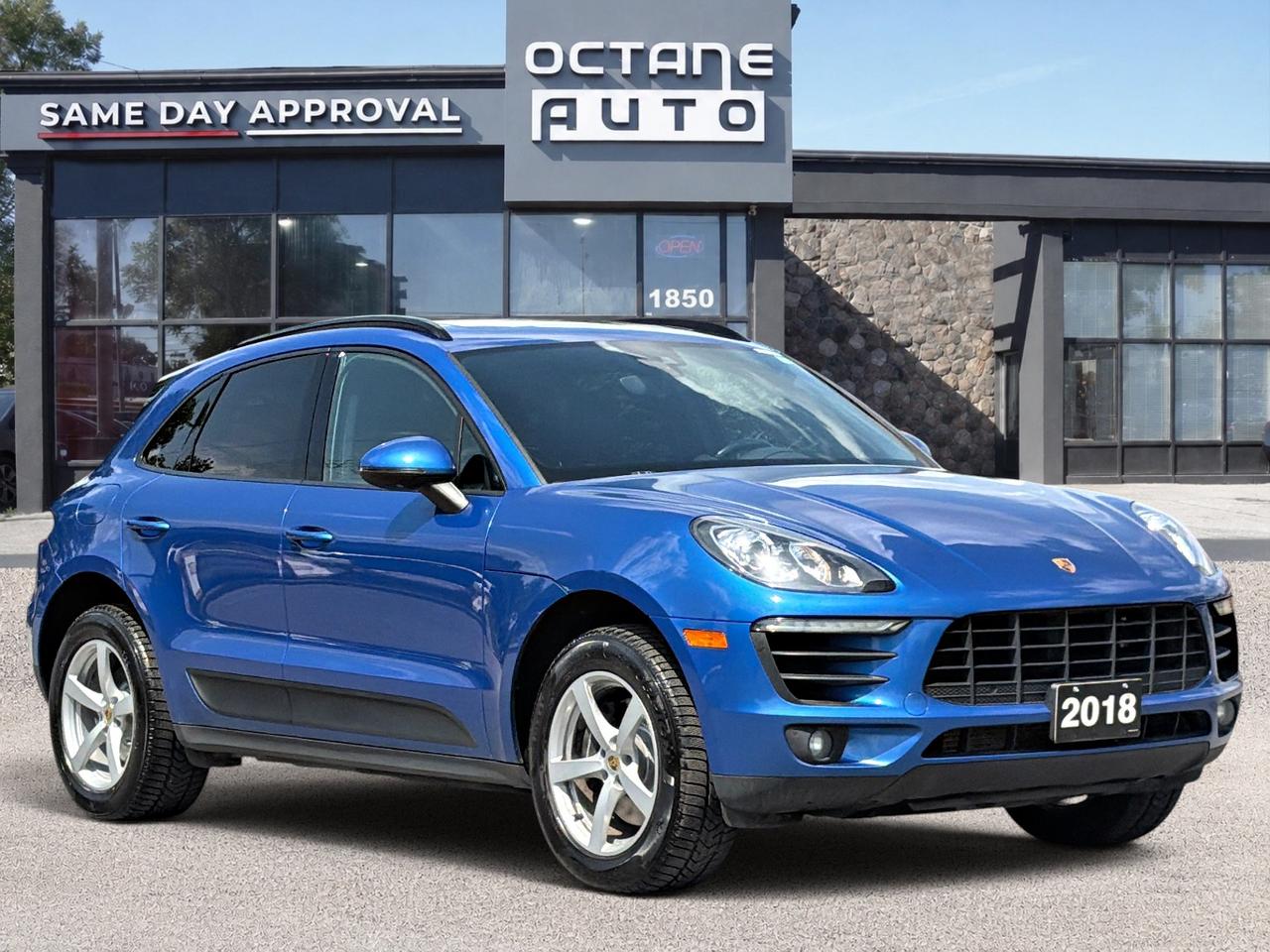 2018 Porsche Macan S Photo2
