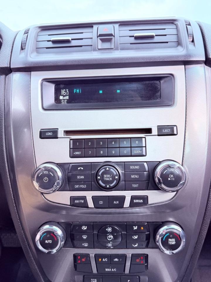 2012 Ford Fusion SEL 4dr Sedan Automatic Photo
