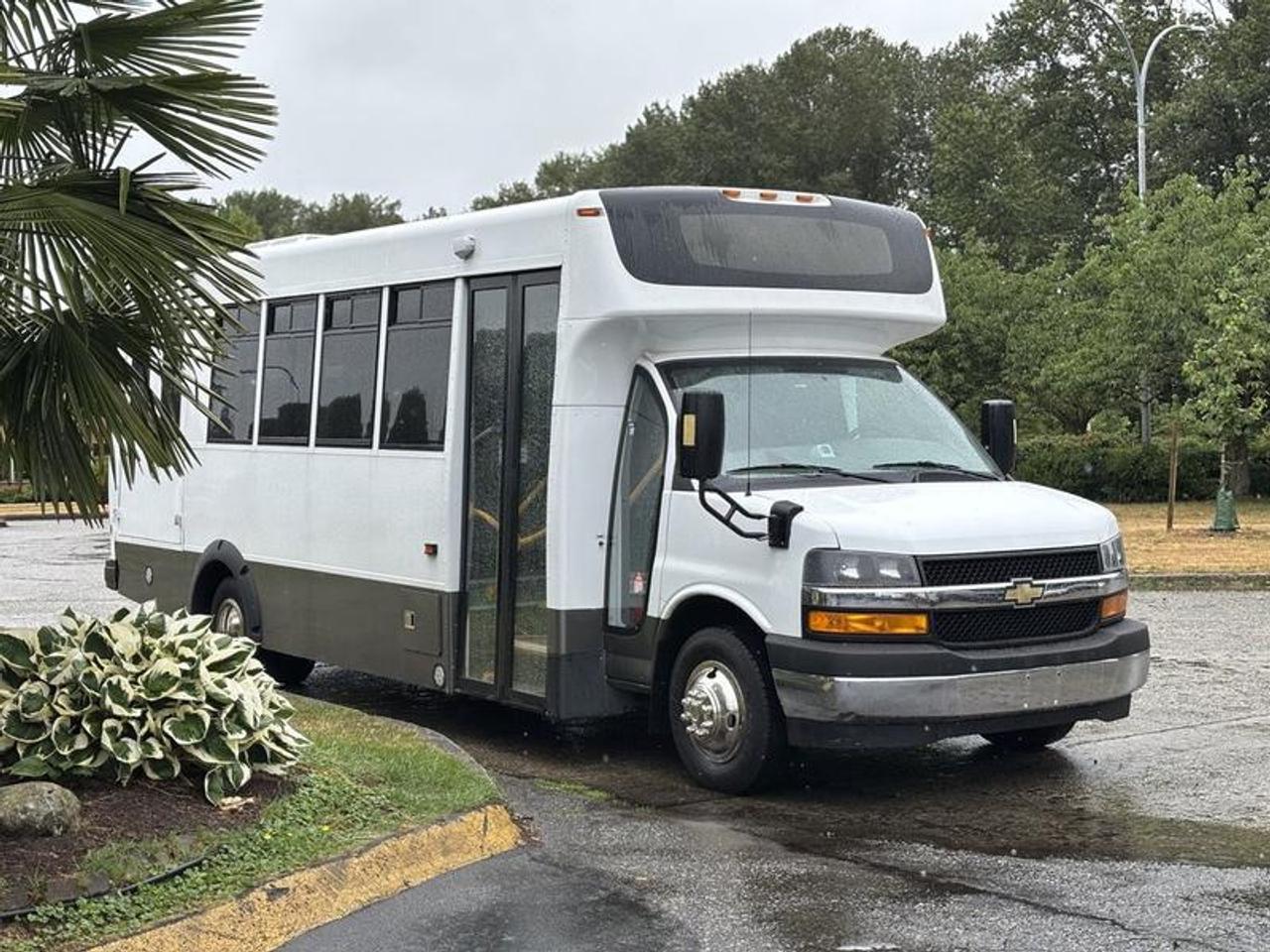 This 2020 Chevrolet Express 4500 bus is powered by a 6.0L V8 gasoline engine paired with an automatic transmission and rear-wheel drive. Configured to accommodate 21 passengers including the driver, this bus is equipped with a Braun 1,000-lb wheelchair lift, making it suitable for accessible transportation, community transit, care facilities, schools, and commercial shuttle operations.

Additional equipment includes a Valeo air conditioning unit, heated mirrors, cruise control, surveillance/security cameras, collapsible passenger seating, and a collapsible step extension to enhance passenger accessibility and operational flexibility. The interior is also equipped with air conditioning, heat, and ventilation controls for passenger comfort.

The vehicle currently holds a British Columbia Commercial Vehicle Inspection (CVI) valid through October 2026.

Finished in white with a blue vinyl interior, this Chevrolet Express 4500 provides an accessible passenger transportation platform for commercial, municipal, and organizational applications. This item is currently OFFSITE. You must register an appointment with our office to schedule an offsite viewing. Appointments must be made a minimum of one business day in advance (and as defined by the days that Repo.com is open for business) before your appointment can be scheduled and confirmed. We may, at our own discretion, instead opt to transport smaller items to Repo.coms main yard for viewing purposes.  $49,910.00 plus $375 processing fee, $50,285.00 total payment obligation before taxes.   Listing report, warranty, contract commitment cancellation fee, financing available on approved credit (some limitations and exceptions may apply). All above specifications and information is considered to be accurate but is not guaranteed and no opinion or advice is given as to whether this item should be purchased. We do not allow test drives due to theft, fraud, acts of vandalism and undetectable impaired driving. Instead we provide the following benefits: Complimentary Warranty (with options to extend), Limited Money Back Satisfaction Guarantee on Fully Completed Contracts, Contract Commitment Cancellation, and an Open-Ended Sell-Back Option. Ask seller for details or call 604-522-REPO(7376) to confirm listing availability.