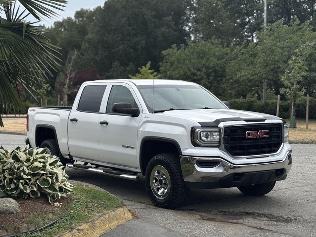 Used 2016 GMC Sierra 1500 Base Crew Cab Short Box 4WD for sale in Burnaby, BC