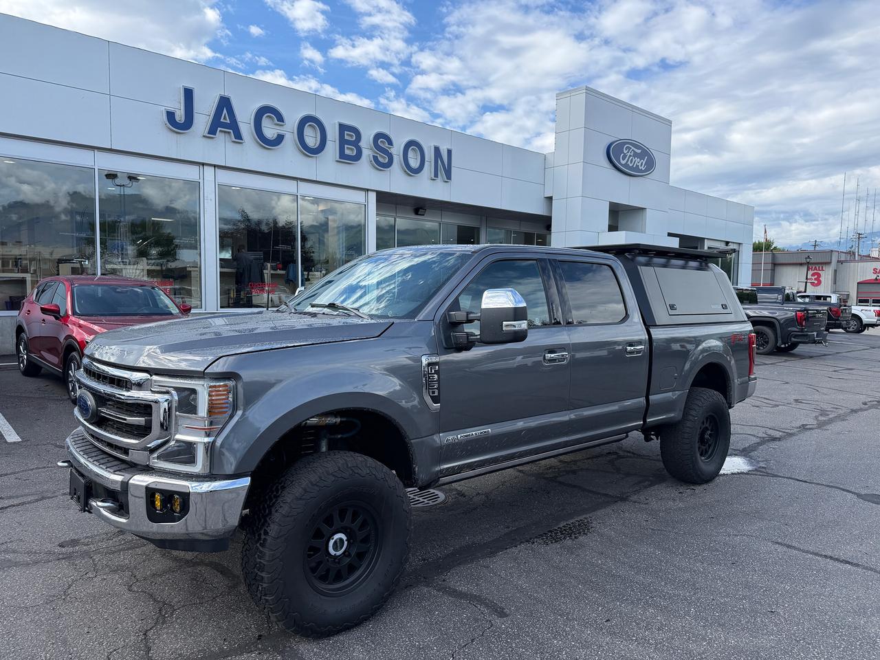 2022 Ford F-350 Super Duty SRW Lariat Photo0