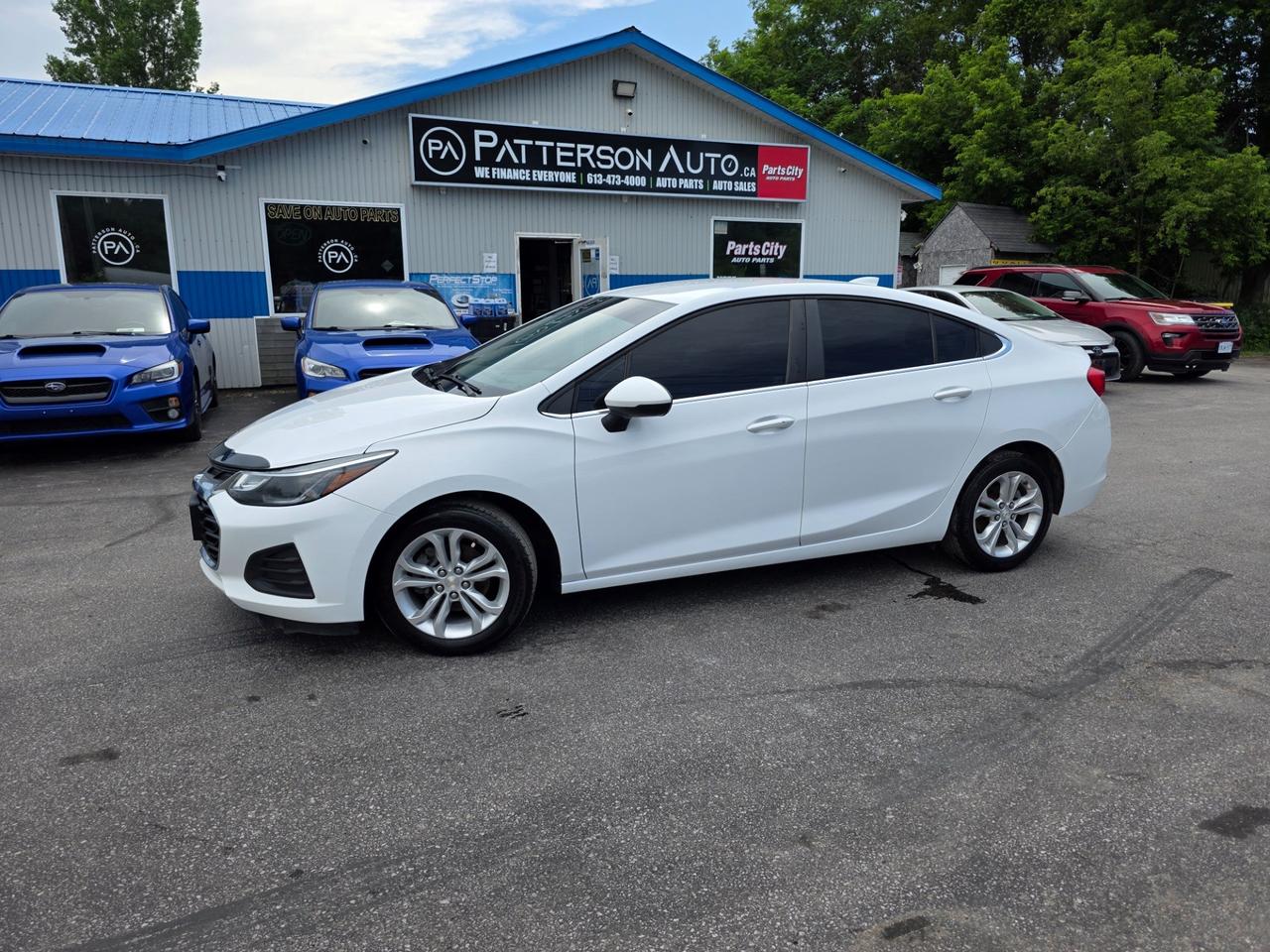 2019 Chevrolet Cruze LT - Photo #1