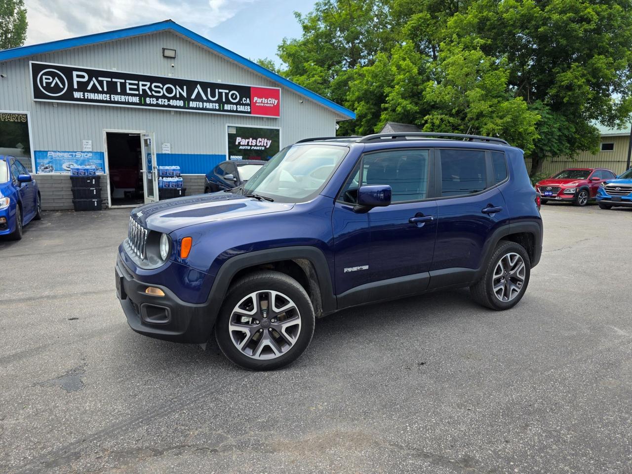 2016 Jeep Renegade Latitude - Photo #1