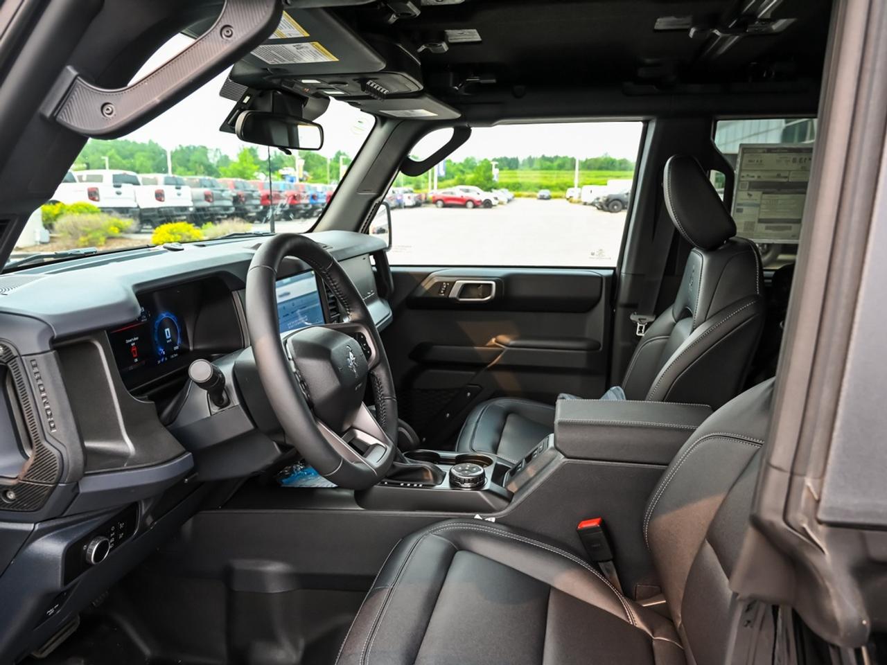 2026 Ford Bronco Badlands Photo