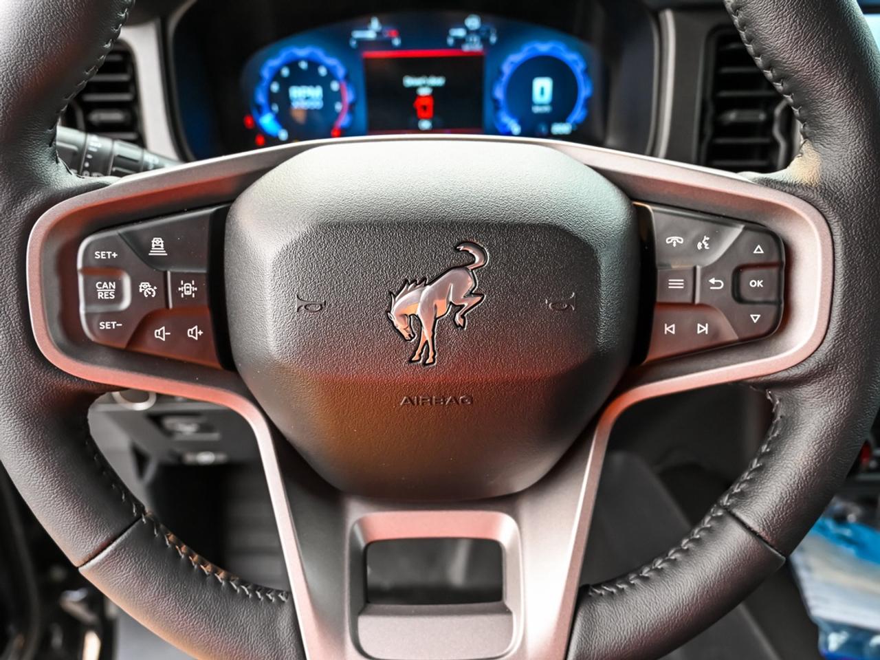 2026 Ford Bronco Badlands Photo
