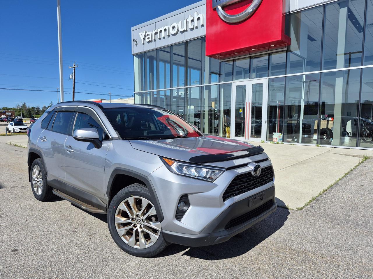 2020 Toyota RAV4 XLE