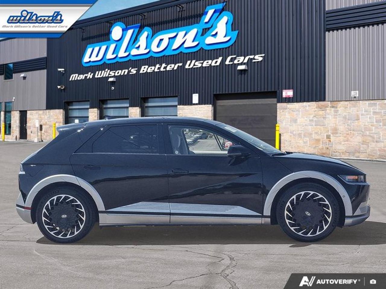 2022 Hyundai IONIQ 5 Ultimate Long Range AWD | Leather | Pano Sunroof | Heated + Cooled Seats | Remote Park Assist & More Photo