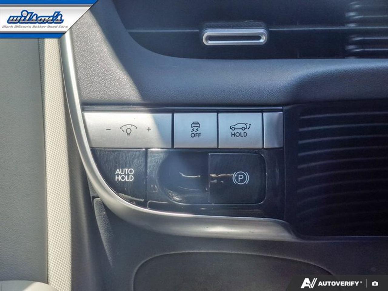 2022 Hyundai IONIQ 5 Ultimate Long Range AWD | Leather | Pano Sunroof | Heated + Cooled Seats | Remote Park Assist & More Photo