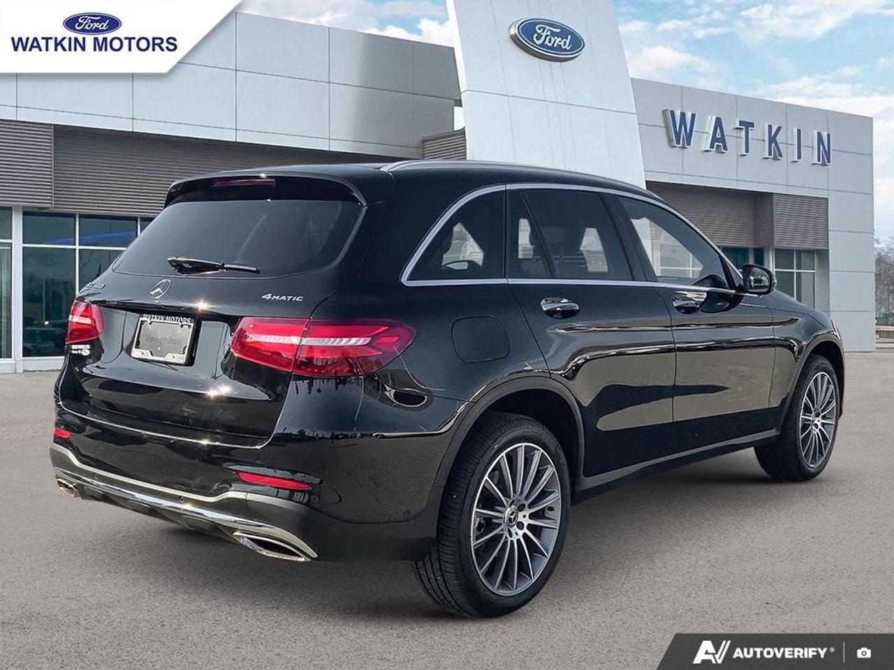 2018 Mercedes-Benz GLC 300 Photo4