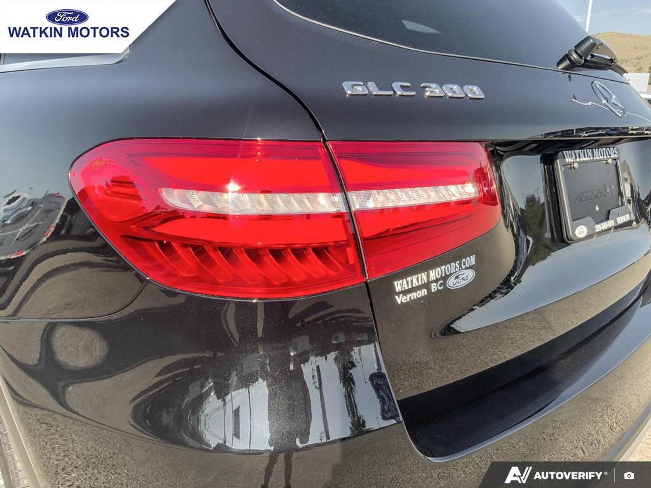 2018 Mercedes-Benz GLC 300 Photo13