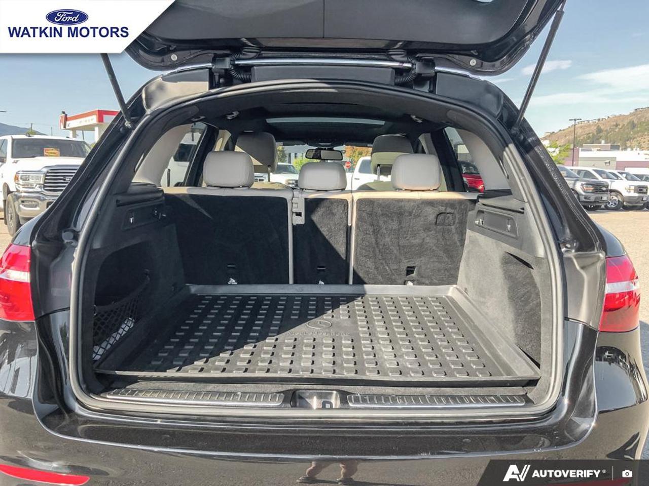 2018 Mercedes-Benz GLC 300 Photo14