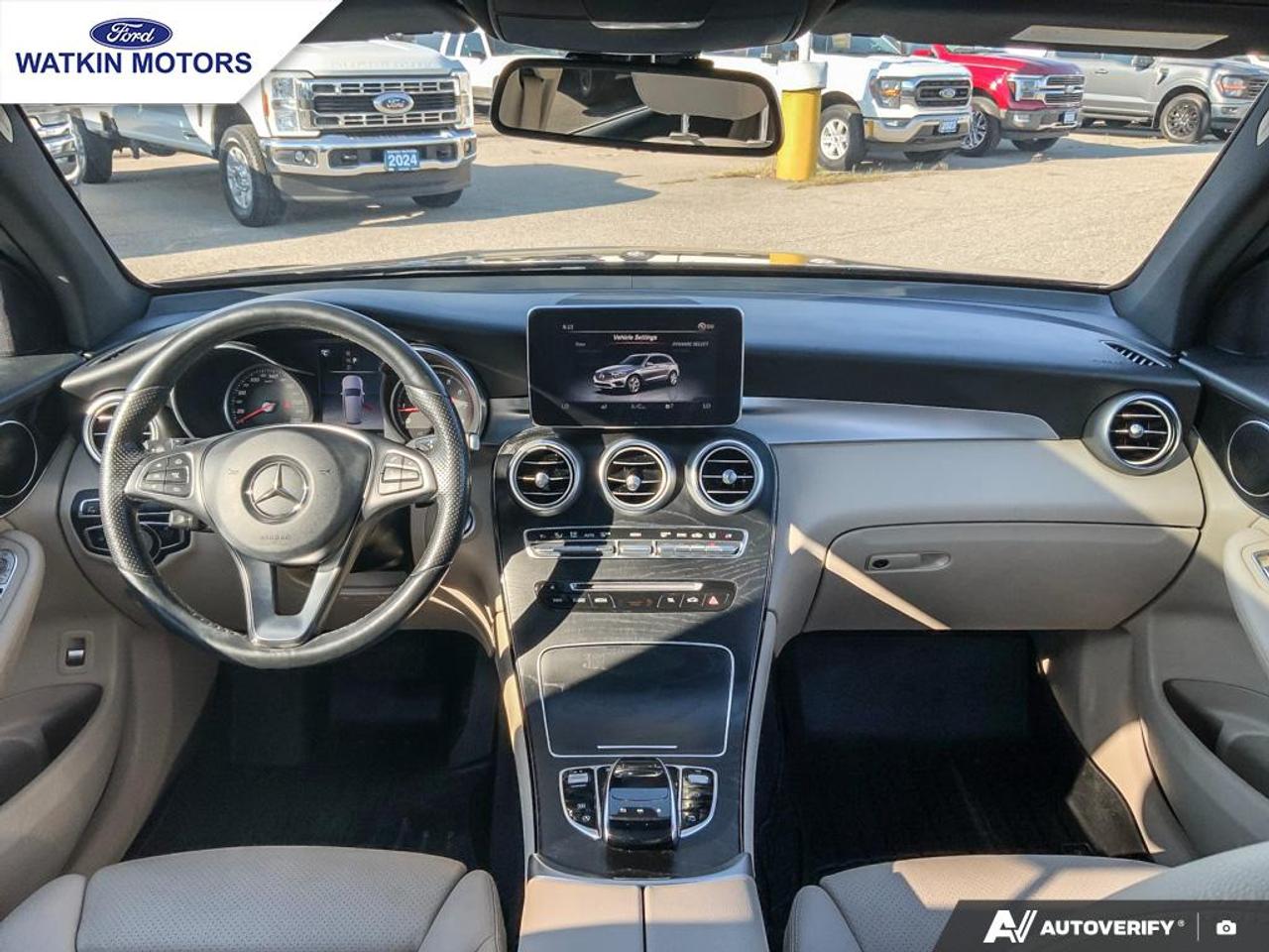 2018 Mercedes-Benz GLC 300 Photo26