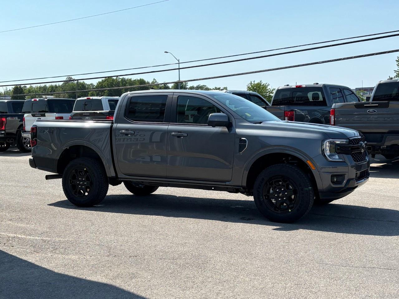 2026 Ford Ranger Lariat 4WD SuperCrew 5' Box Photo4