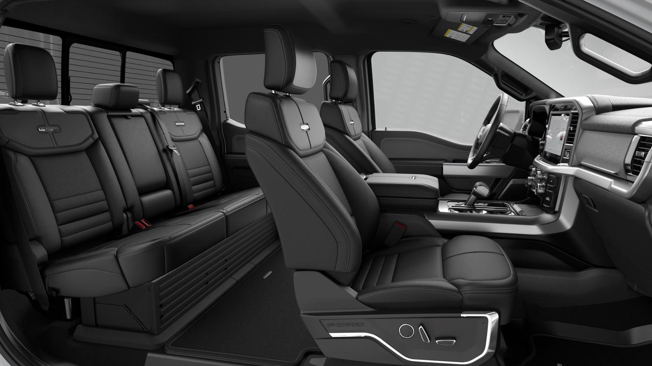 2026 Ford F-150 Platinum Photo5