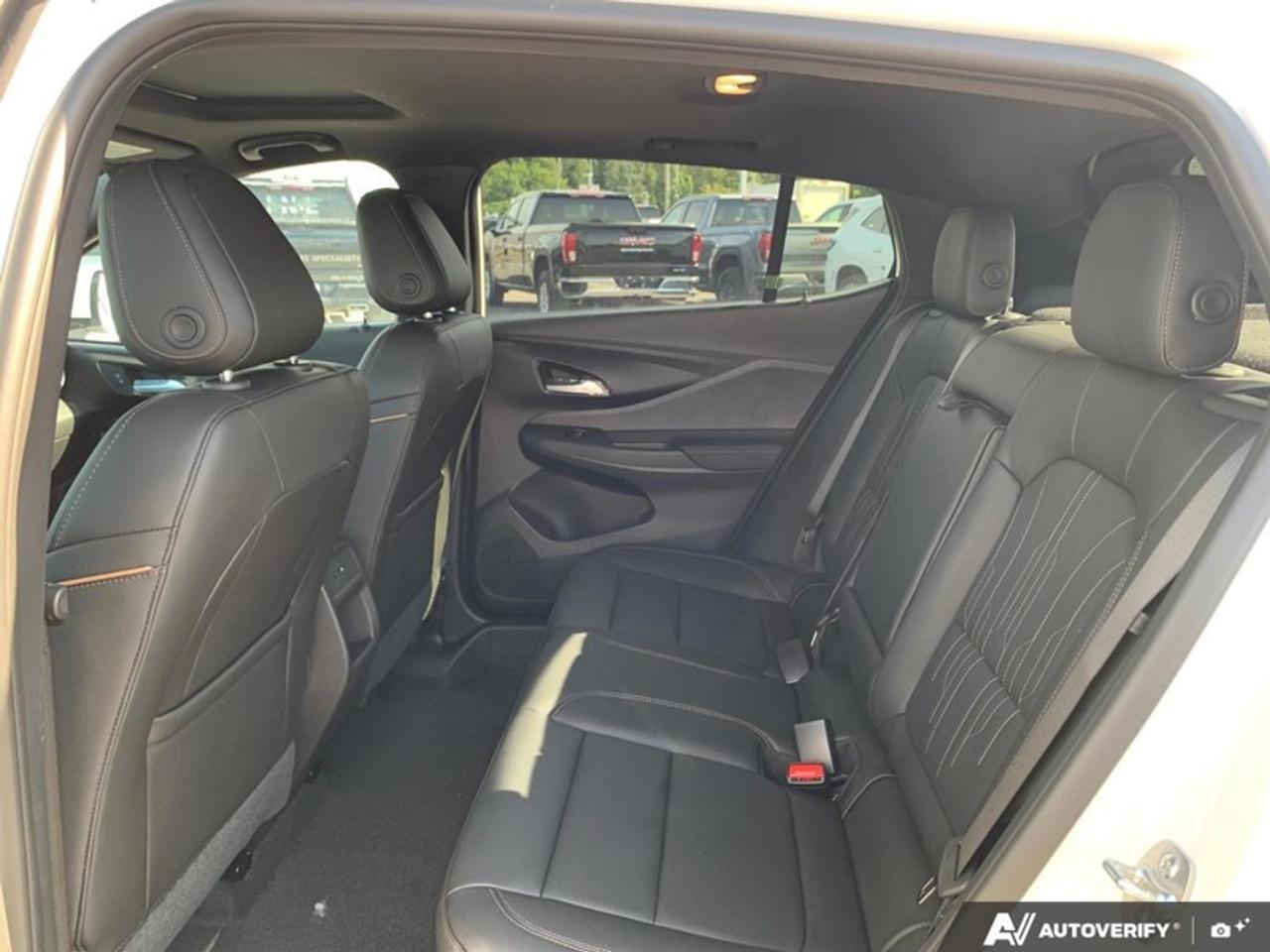 2026 Buick Envista Avenir  - Leather Seats - 4G Wi-Fi Photo