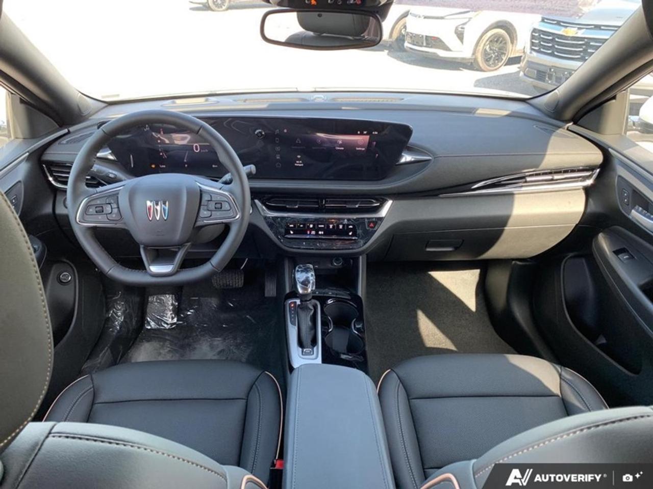 2026 Buick Envista Avenir  - Leather Seats - 4G Wi-Fi Photo