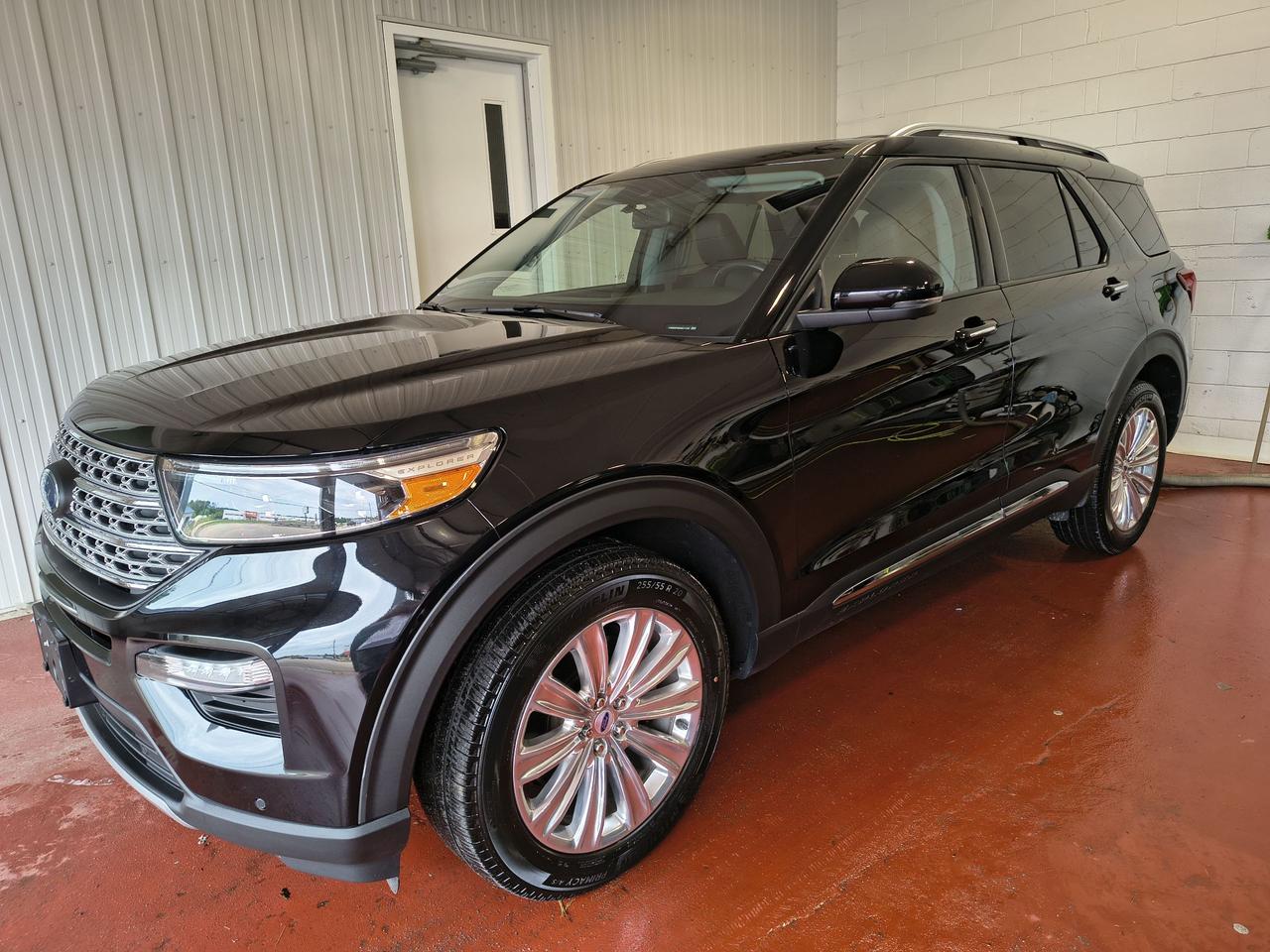 2022 Ford Explorer LIMITED Photo