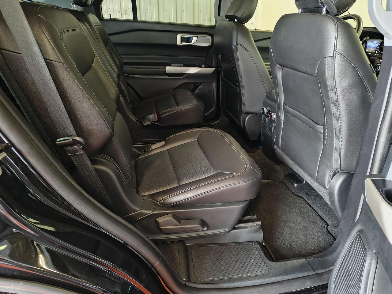 2022 Ford Explorer LIMITED Photo0
