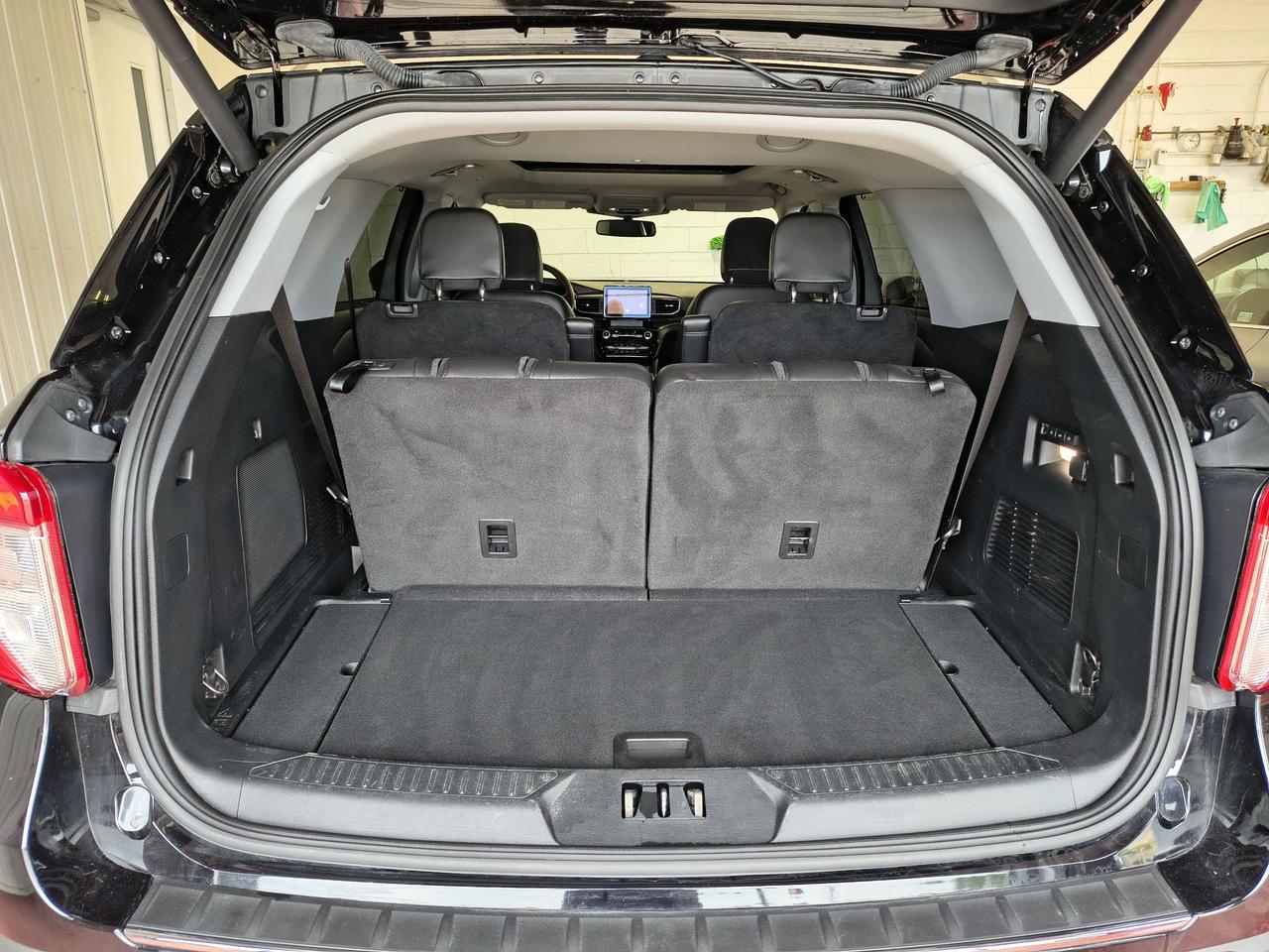 2022 Ford Explorer LIMITED Photo0