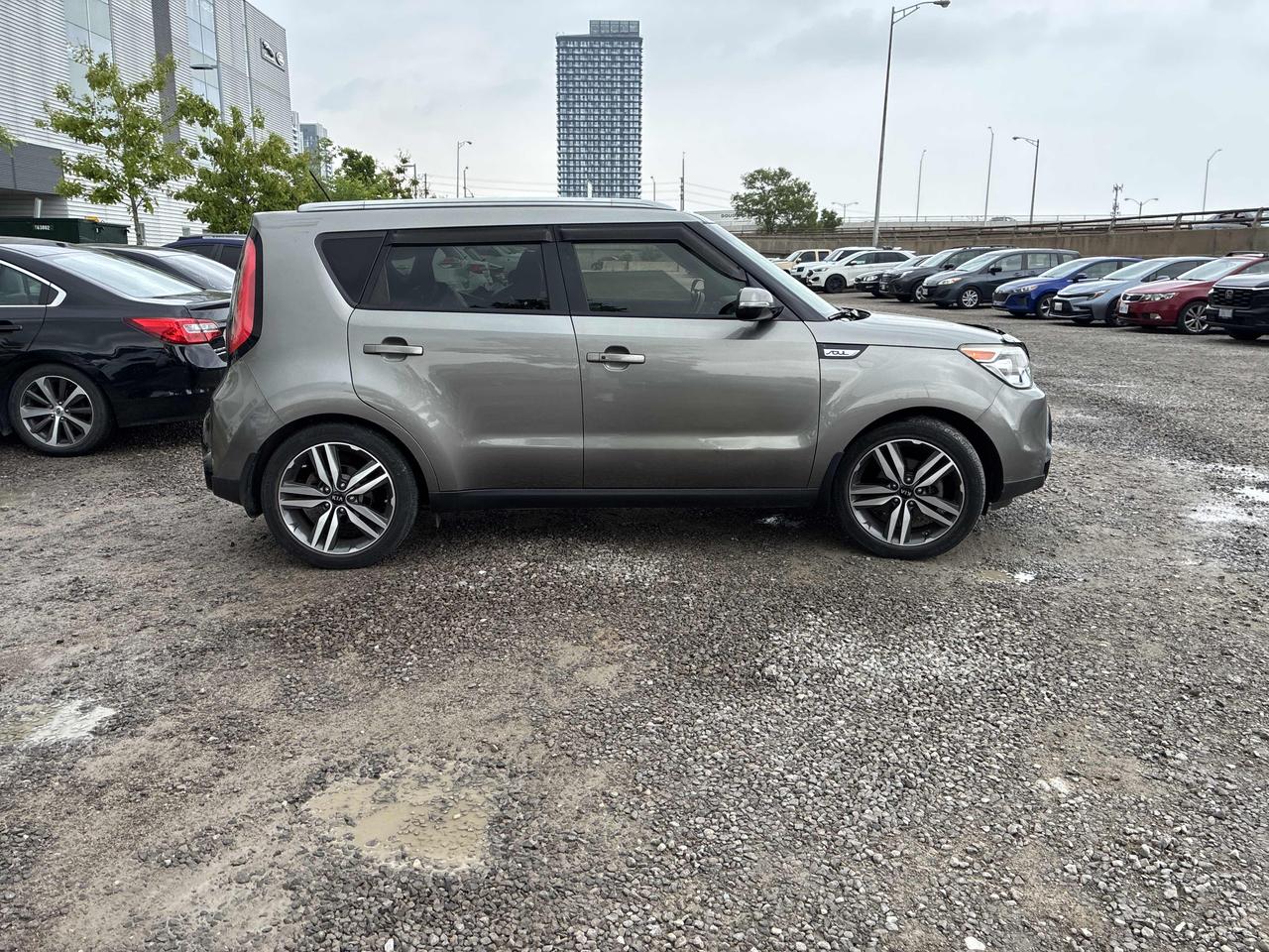 2015 Kia Soul SX Luxury-AUTO, LEATHER, HEATED/COOLED SEATS, ROOF - Photo #9