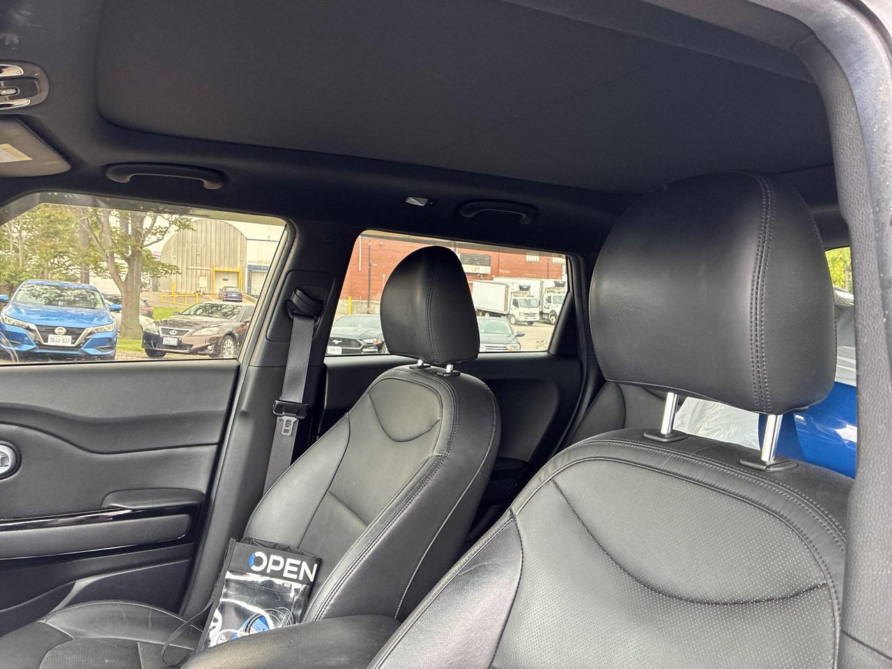 2015 Kia Soul SX Luxury-AUTO, LEATHER, HEATED/COOLED SEATS, ROOF - Photo #15