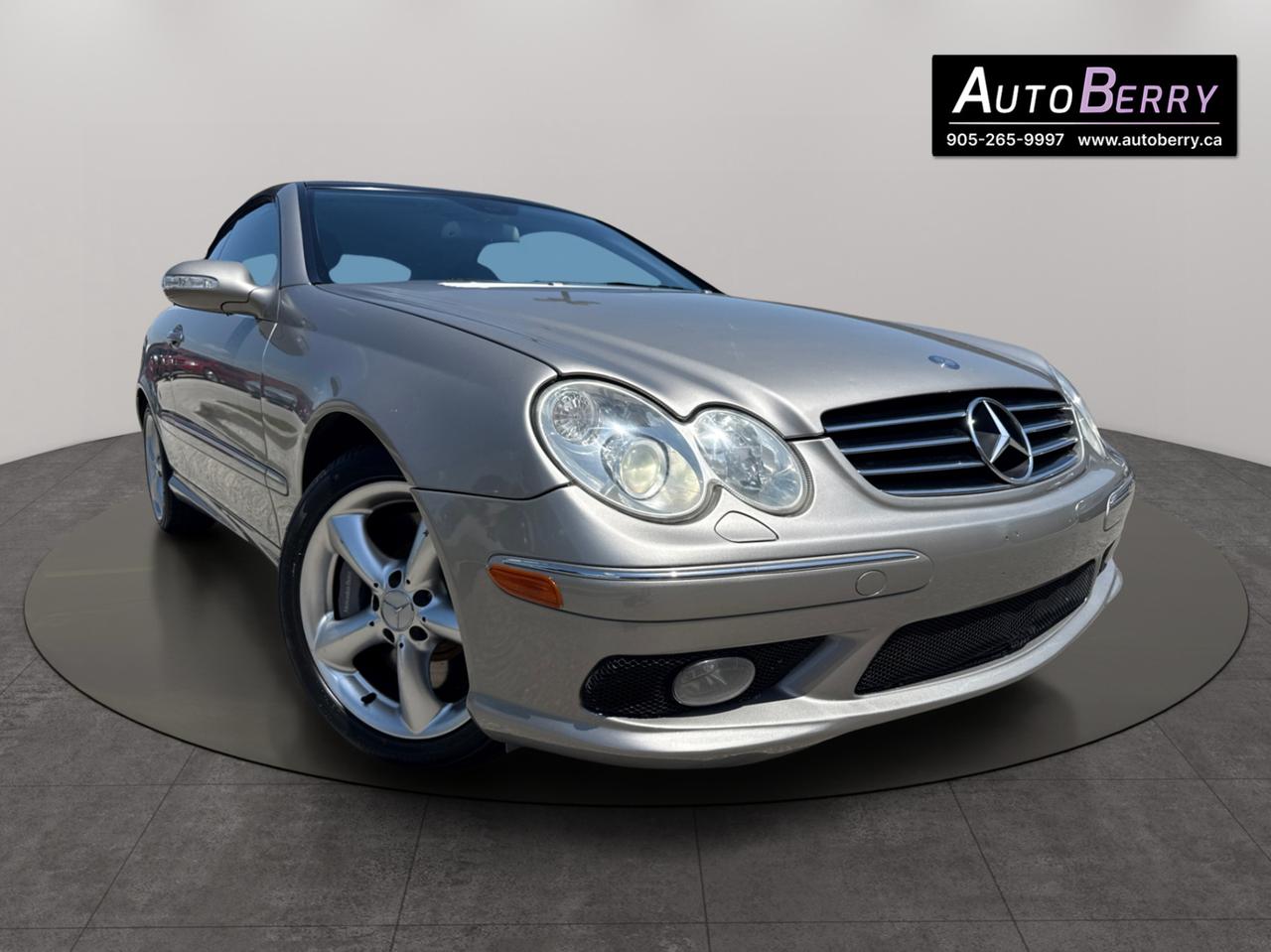 2004 Mercedes-Benz CLK 2dr Cabriolet 5.0L Photo