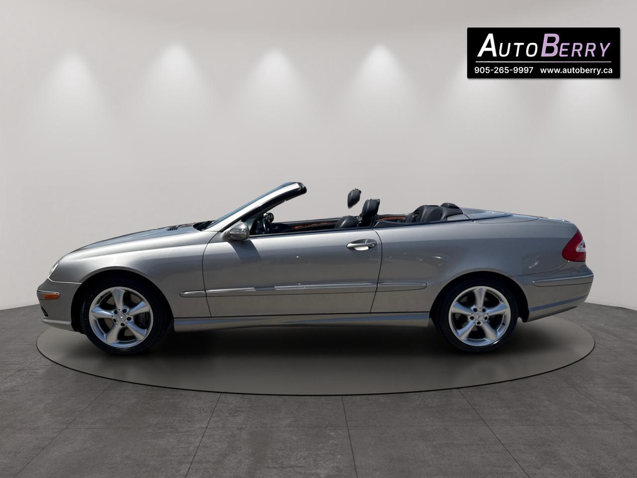 2004 Mercedes-Benz CLK 2dr Cabriolet 5.0L Photo
