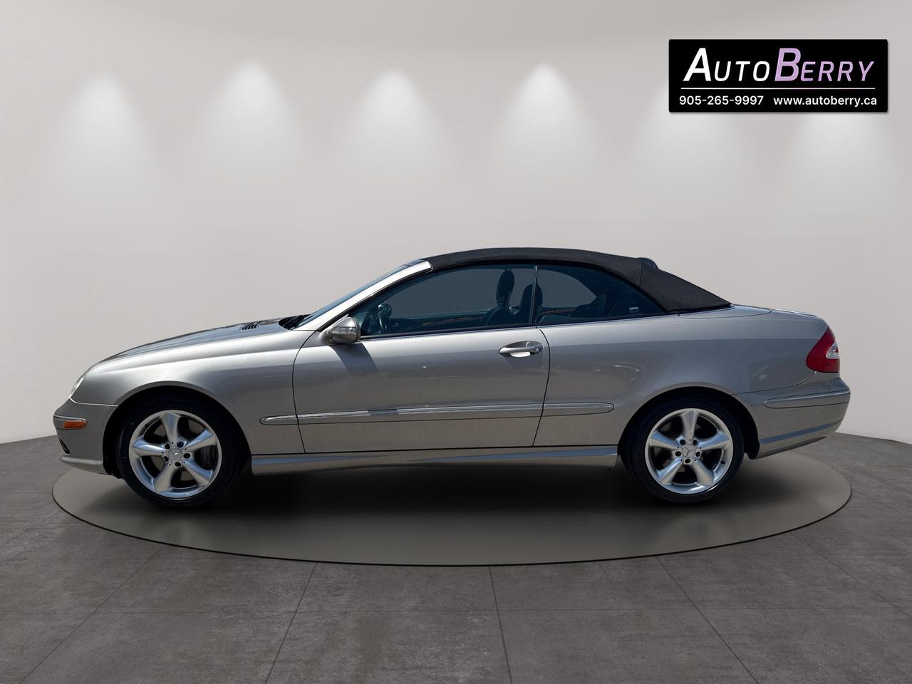 2004 Mercedes-Benz CLK 2dr Cabriolet 5.0L Photo
