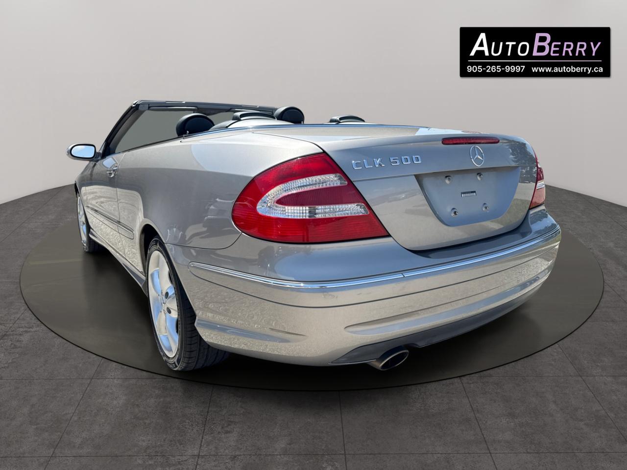 2004 Mercedes-Benz CLK 2dr Cabriolet 5.0L Photo