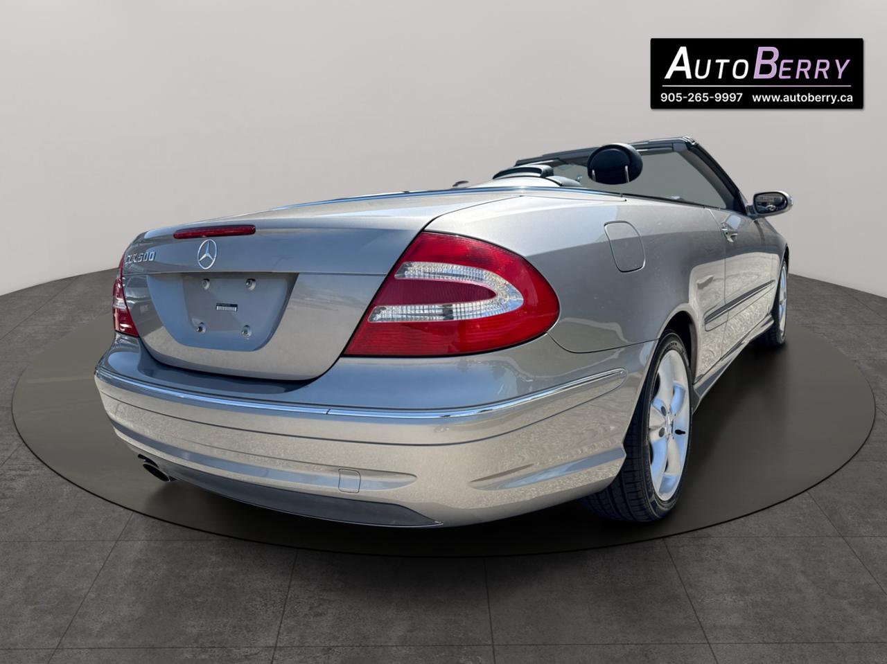 2004 Mercedes-Benz CLK 2dr Cabriolet 5.0L Photo