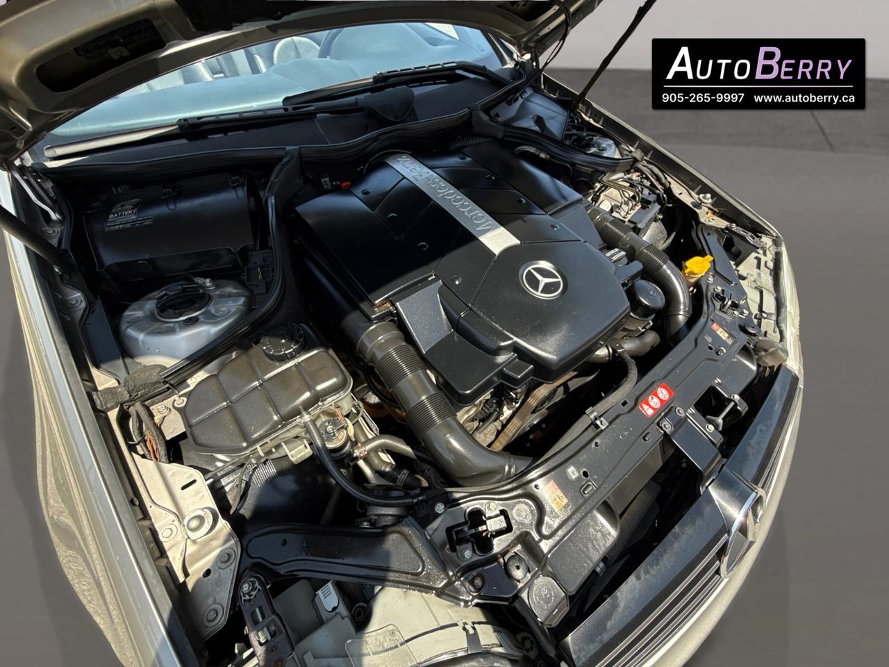 2004 Mercedes-Benz CLK 2dr Cabriolet 5.0L Photo