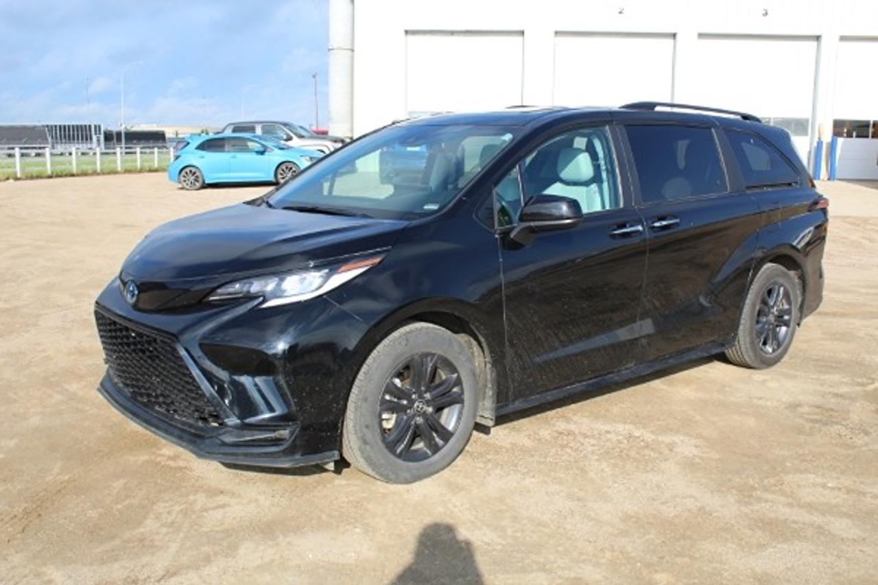 2025 Toyota Sienna XSE Hybrid HEV AWD w/Htd Leather, S/R, BUC - Photo #1