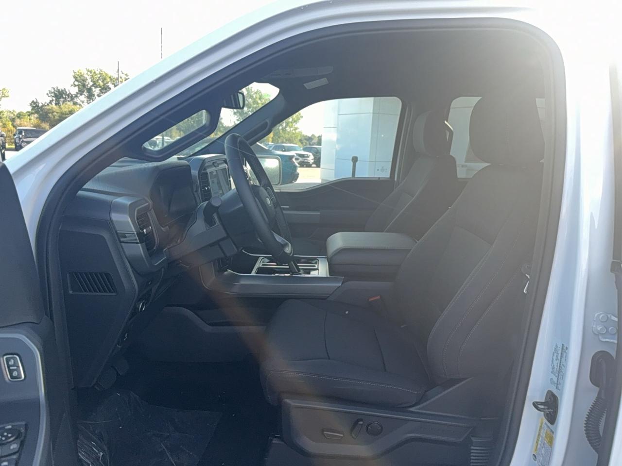 2026 Ford F-150 XLT 6.5'BOX, BLACK APPEARANCE PKG, BED UTILITY PKG Photo