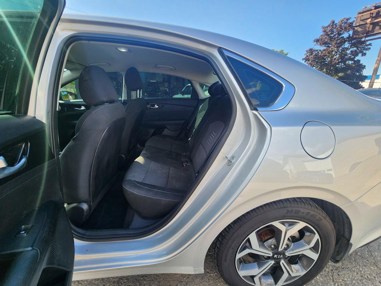 2020 Kia Forte EX l Fuel Efficient l Reverse Cam l Photo