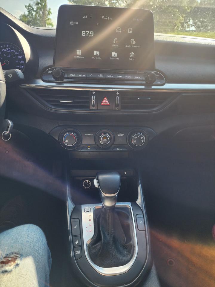 2020 Kia Forte EX l Fuel Efficient l Reverse Cam l Photo