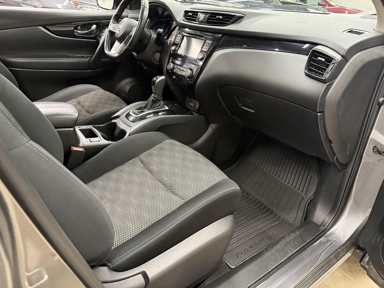 2023 Nissan Qashqai SV Photo