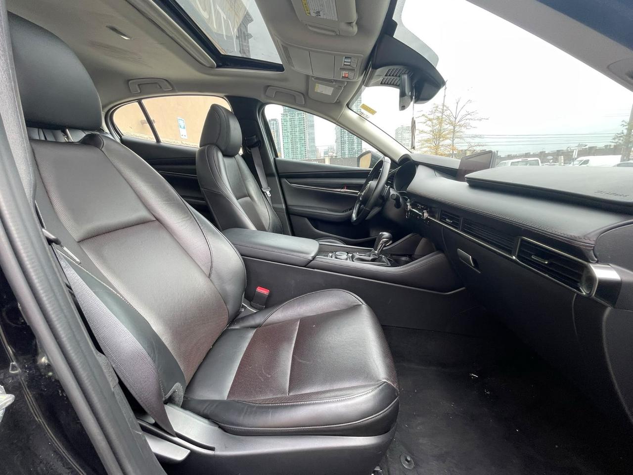2024 Mazda MAZDA3 GT w/Turbo| CLEAN CARFAX| NO CLAIMS| Photo