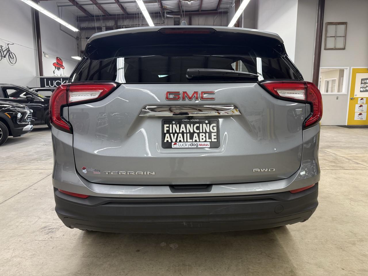 2024 GMC Terrain SLE Photo4