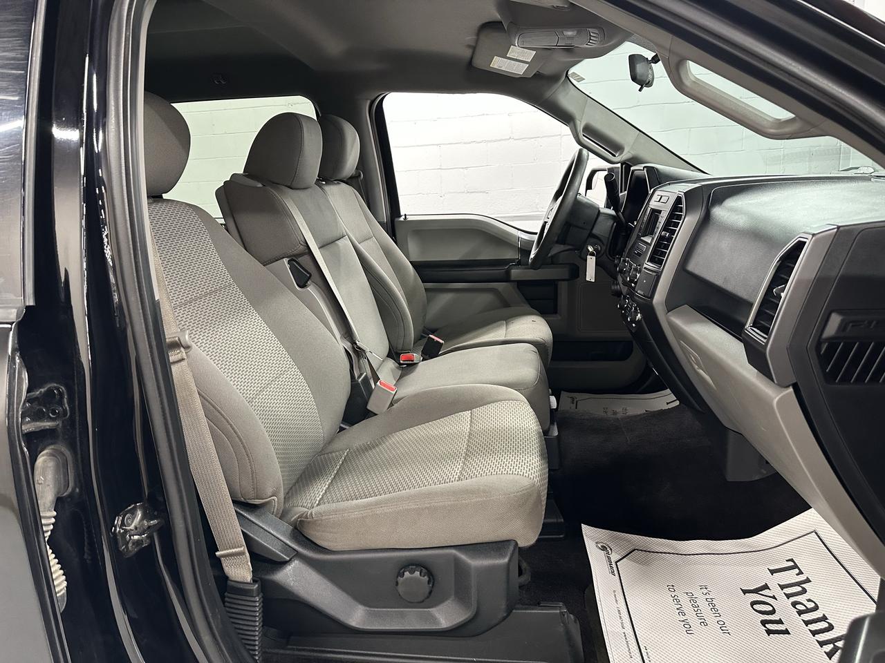2017 Ford F-150 XLT Photo15